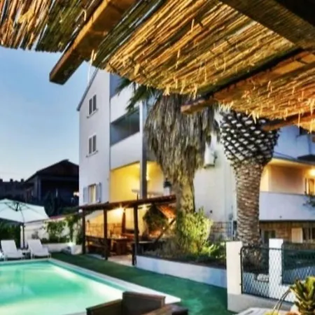 Dom wakacyjny House With A Swimming Pool - 22234 *